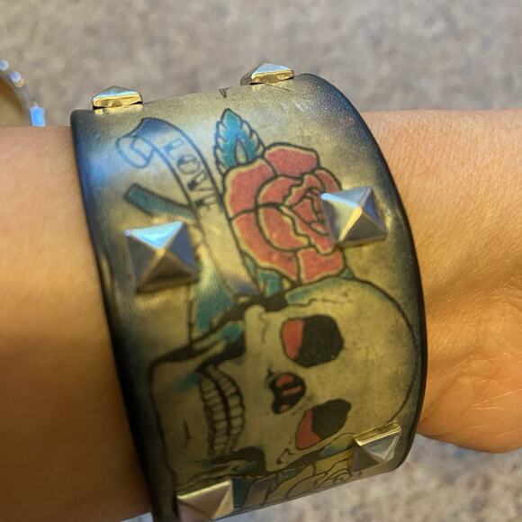 Y2K Punk Goth Bracelet Cuff Unisex FauxLeather MetalStudded Wristband Skull Snap - Picture 1 of 6